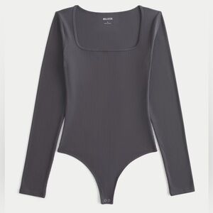 SOFT STRETCH SEAMLESS FABRIC SQUARE-NECK BODYSUIT